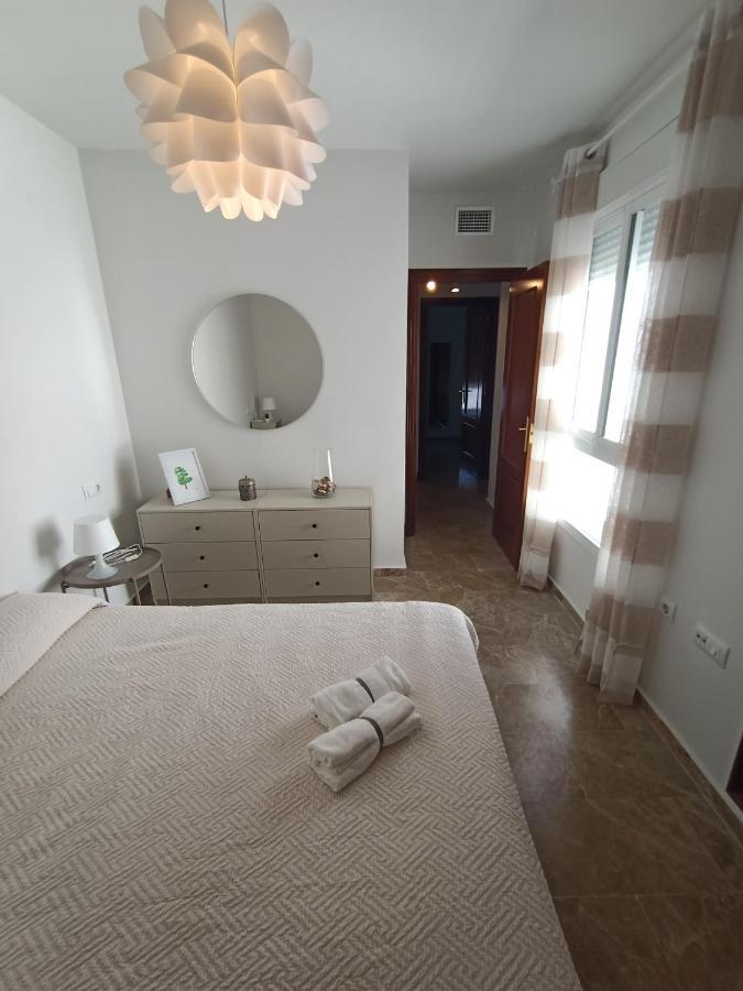 Ferienwohnung Azvalia - La Estacion, Piscina Y Junto A La Renfe El Puerto de Santa María Exterior foto