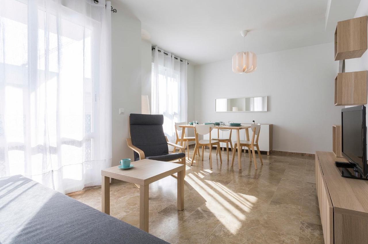 Ferienwohnung Azvalia - La Estacion, Piscina Y Junto A La Renfe El Puerto de Santa María Exterior foto