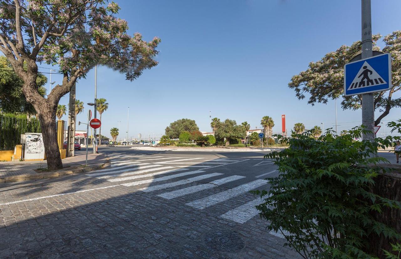 Ferienwohnung Azvalia - La Estacion, Piscina Y Junto A La Renfe El Puerto de Santa María Exterior foto